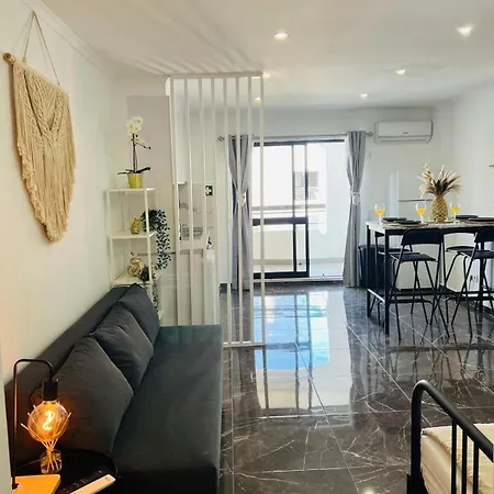 Apartamento Brand New In Rua Da Oura *