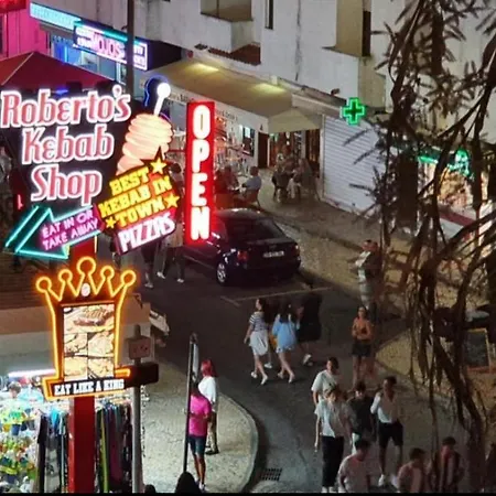 Brand New In Rua Da Oura