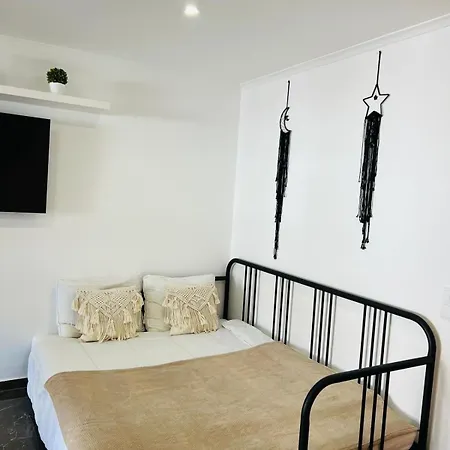 Brand New In Rua Da Oura * Αλμπουφέιρα