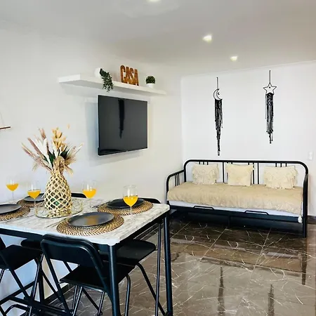 Apartamento Brand New In Rua Da Oura *